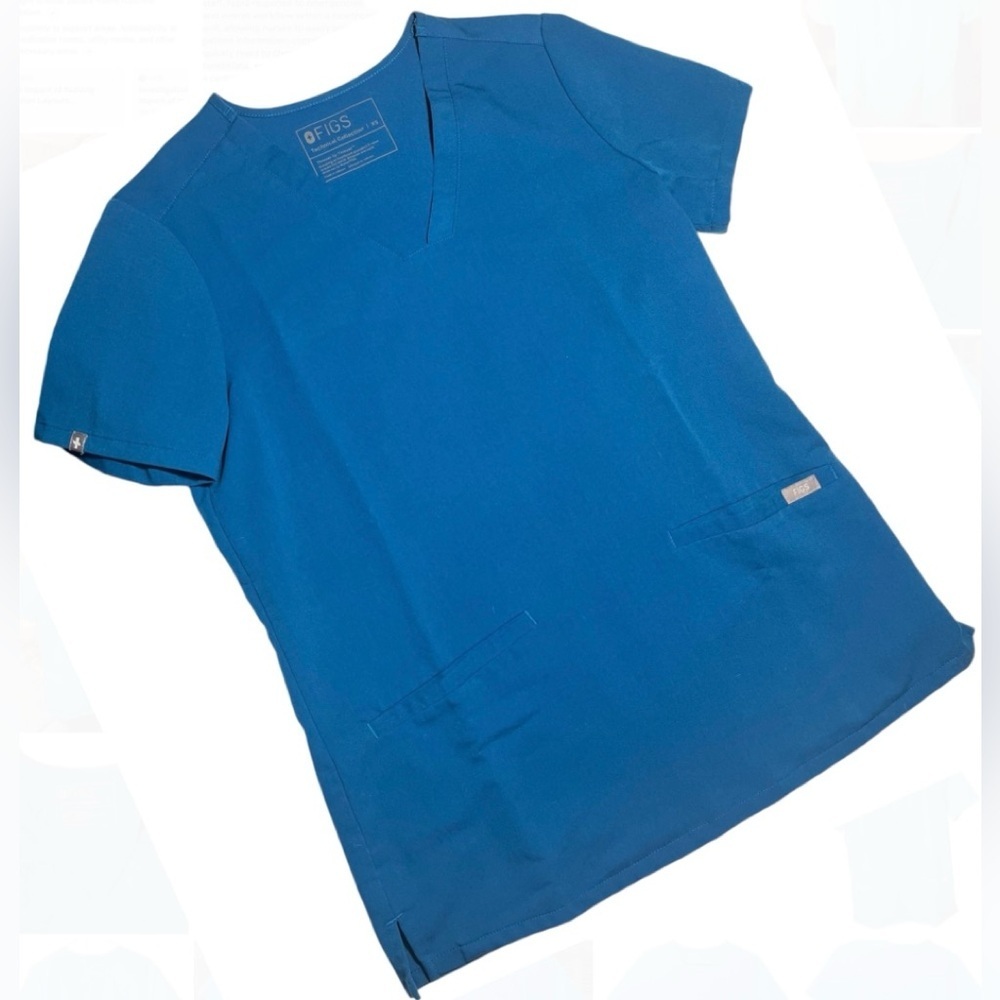 💙💚 FIGS Casma Three-Pocket Scrub Top XS Limited edition color-Alps Blue EUC